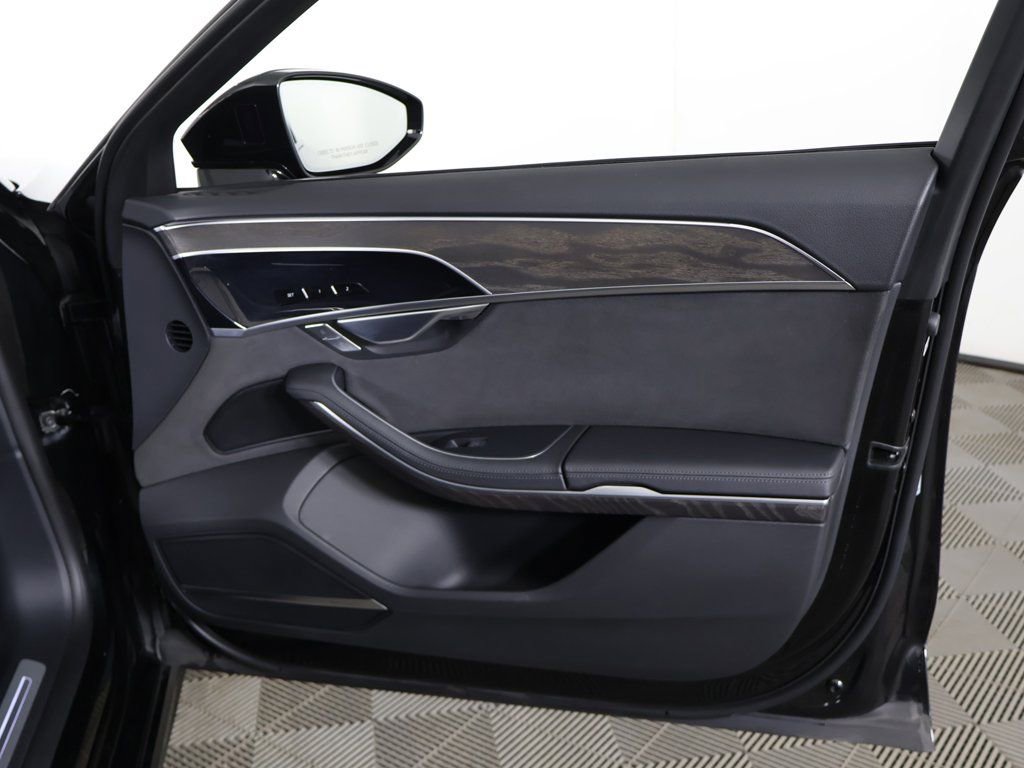 Used 2022 Audi A8 L 3.0T w/ Executive Package image 30
