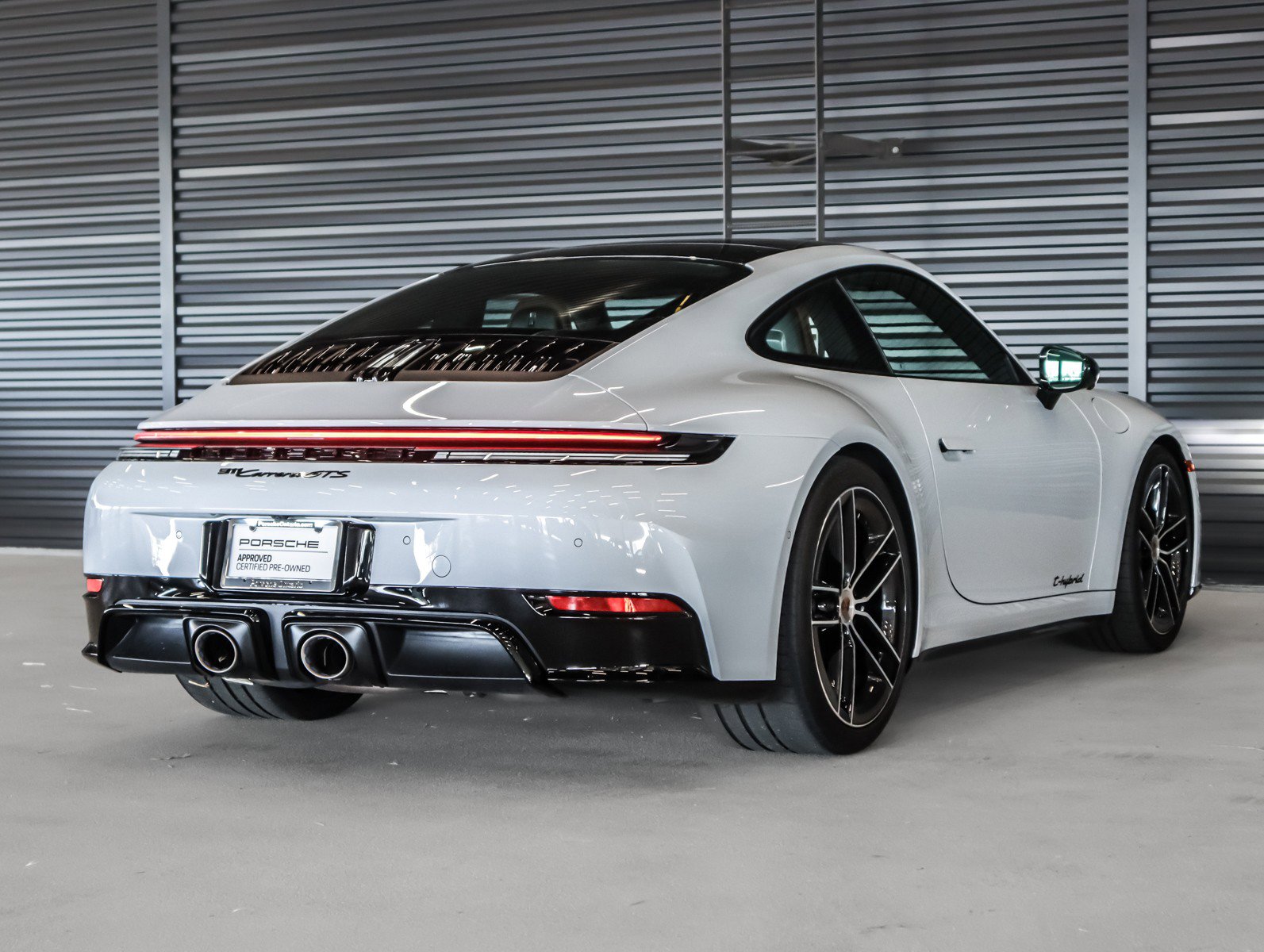 Certified 2026 Porsche 911 Carrera GTS RWD image 10