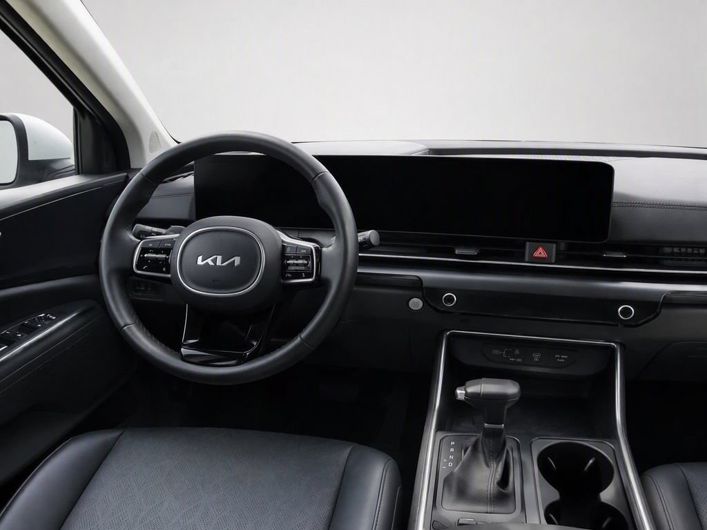 Certified 2025 Kia Carnival FWD image 36