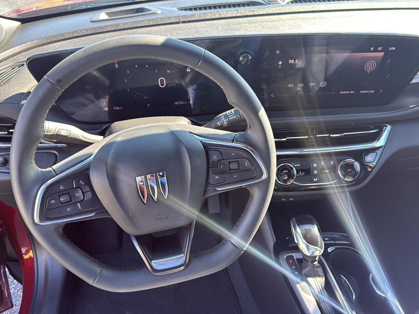 Used 2024 Buick Envista Sport Touring image 3