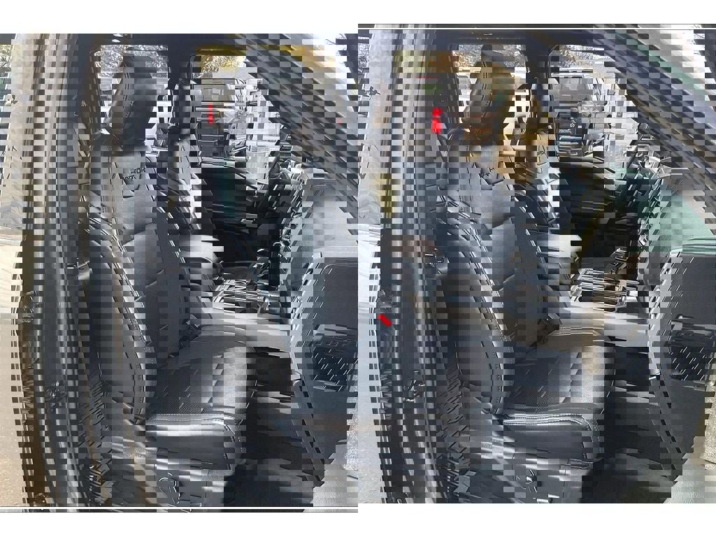 Used 2019 Ford F150 Raptor w/ Equipment Group 802A Luxury image 8