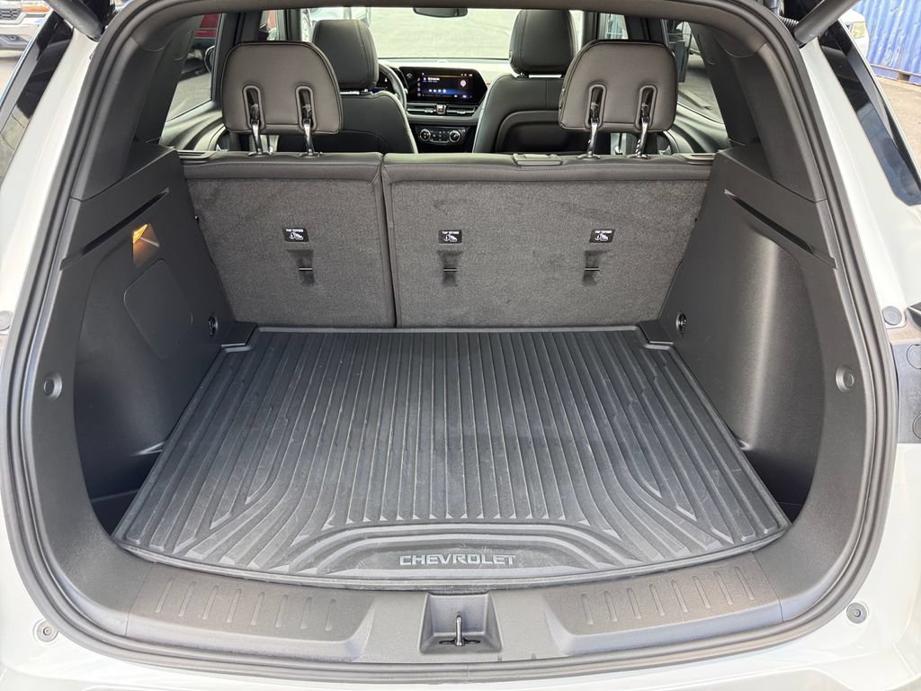 New 2026 Chevrolet TrailBlazer RS w/ Convenience Package FWD image 23