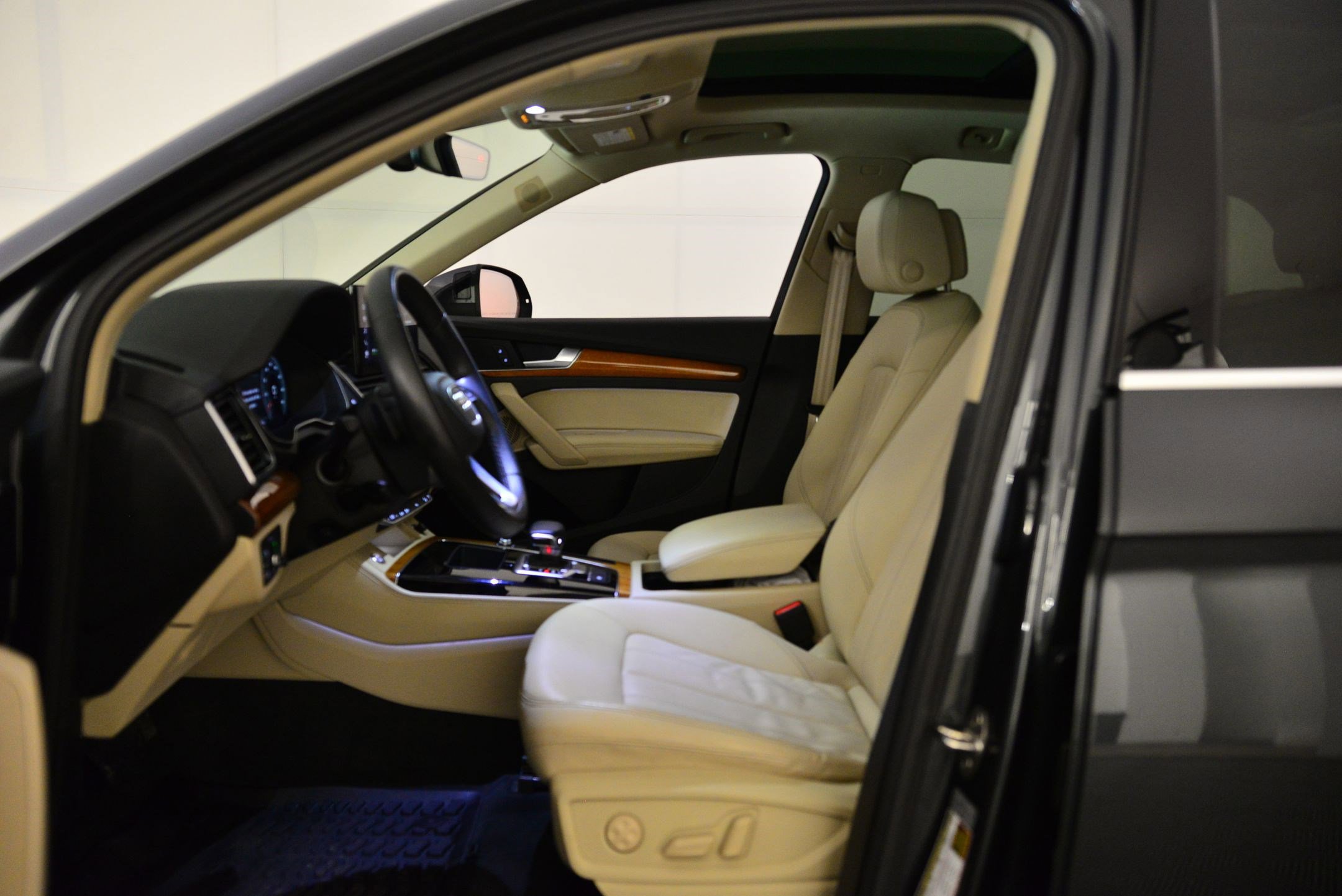 Certified 2023 Audi Q5 Premium w/ Premium Plus Package AWD/4WD image 29
