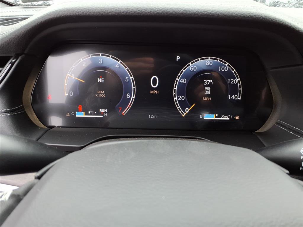 New 2026 Jeep Grand Cherokee Altitude image 21