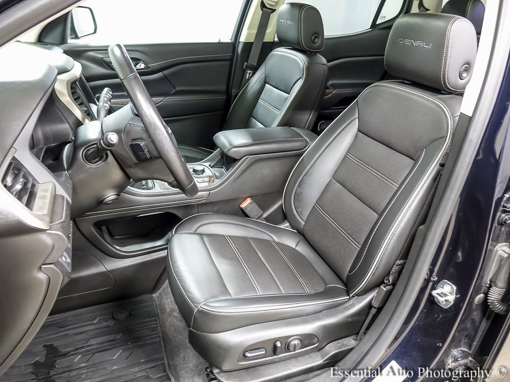 Used 2021 GMC Acadia Denali w/ Trailering Package image 9