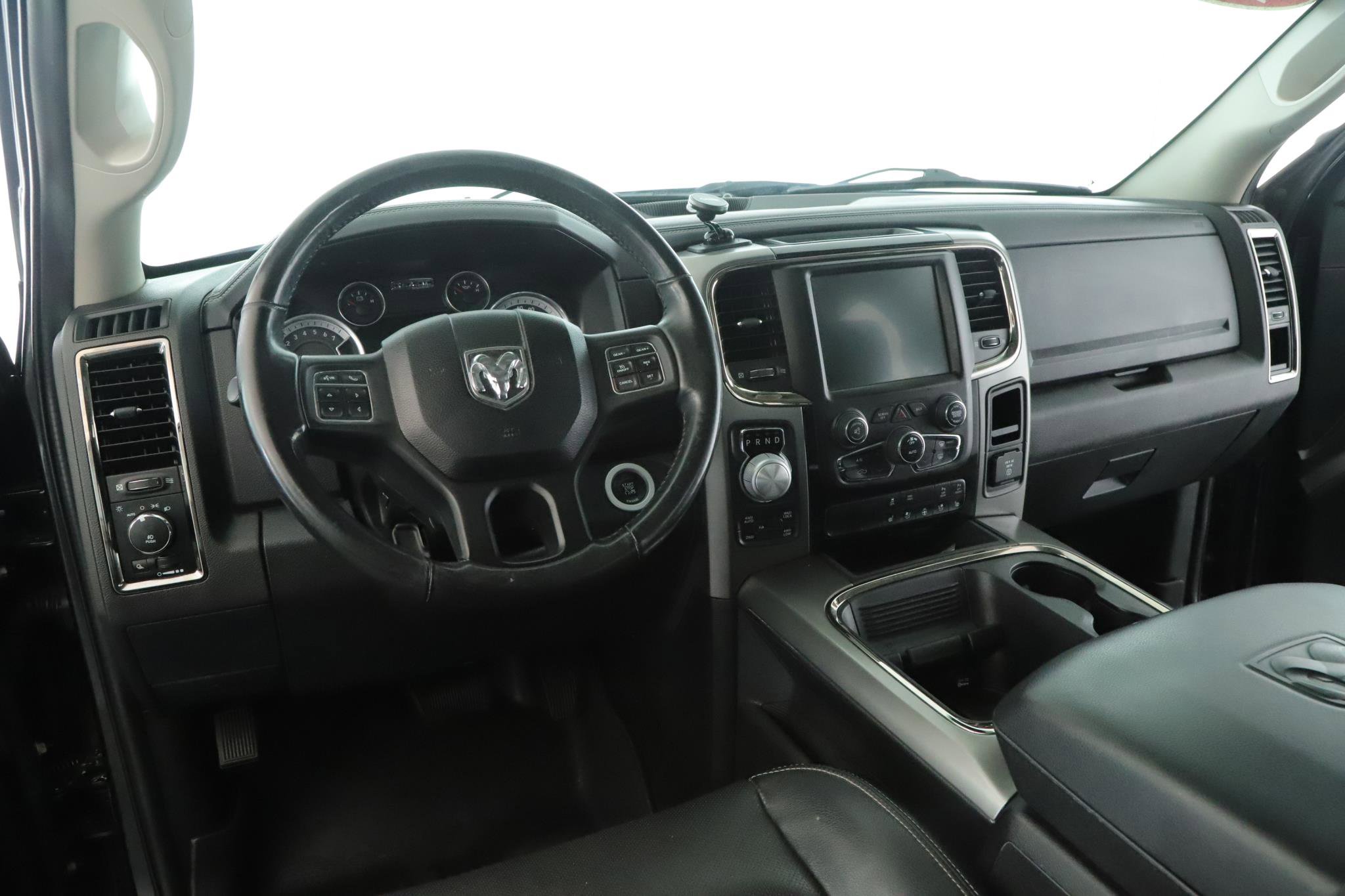 Used 2016 RAM 1500 Sport w/ Black Ram 1500 Sport Group AWD/4WD image 2