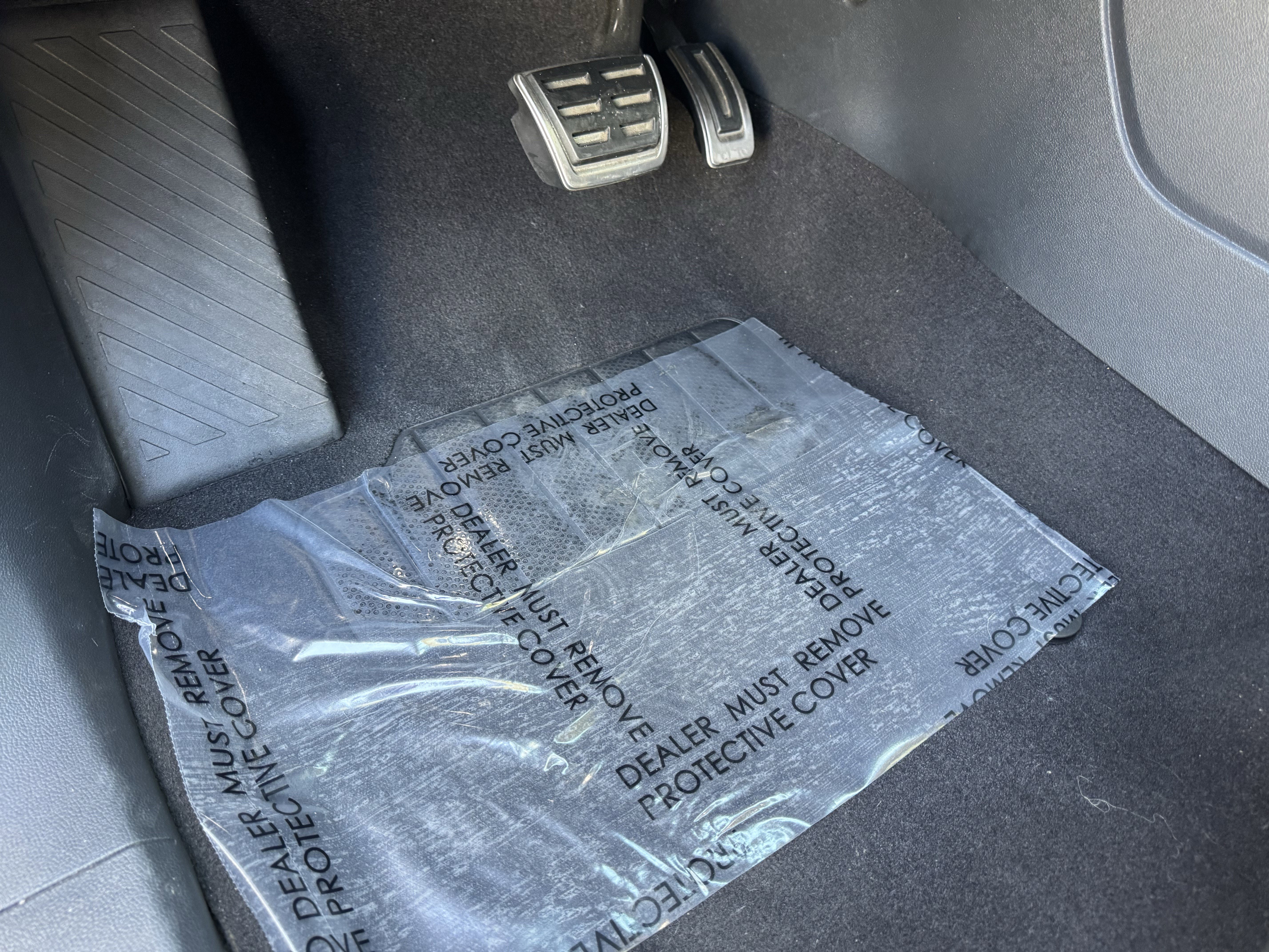 Used 2021 Volkswagen Atlas SEL R-Line image 19