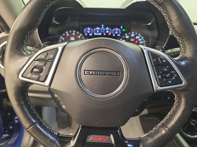 Used 2020 Chevrolet Camaro SS RWD image 26