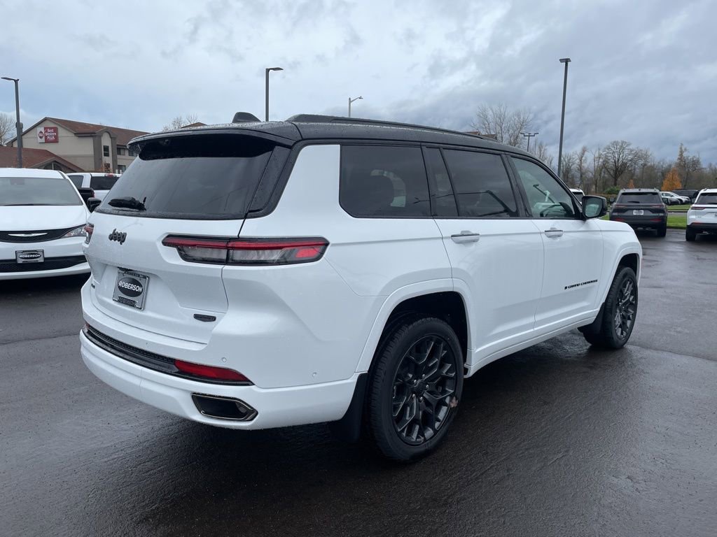 New 2025 Jeep Grand Cherokee L Summit AWD/4WD image 6