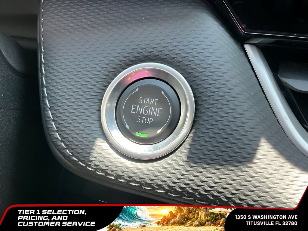 Used 2025 Chevrolet Equinox LT AWD/4WD image 31