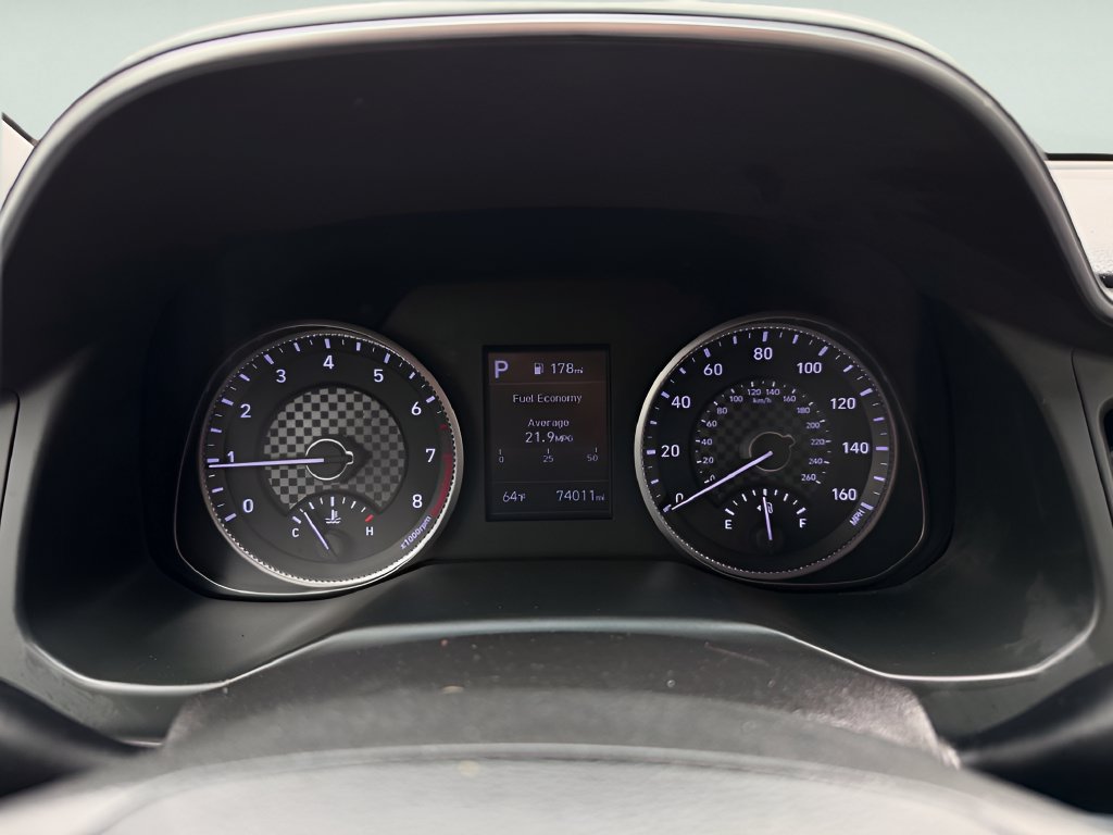 Used 2020 Hyundai Elantra SE FWD image 21