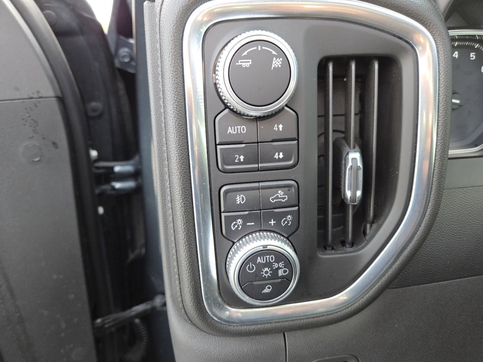 Used 2019 GMC Sierra 1500 SLT w/ SLT Premium Plus Package image 7