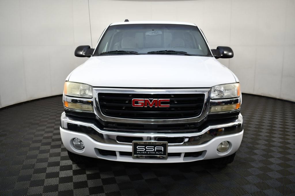 Used 2005 GMC Sierra 2500 SLE image 2