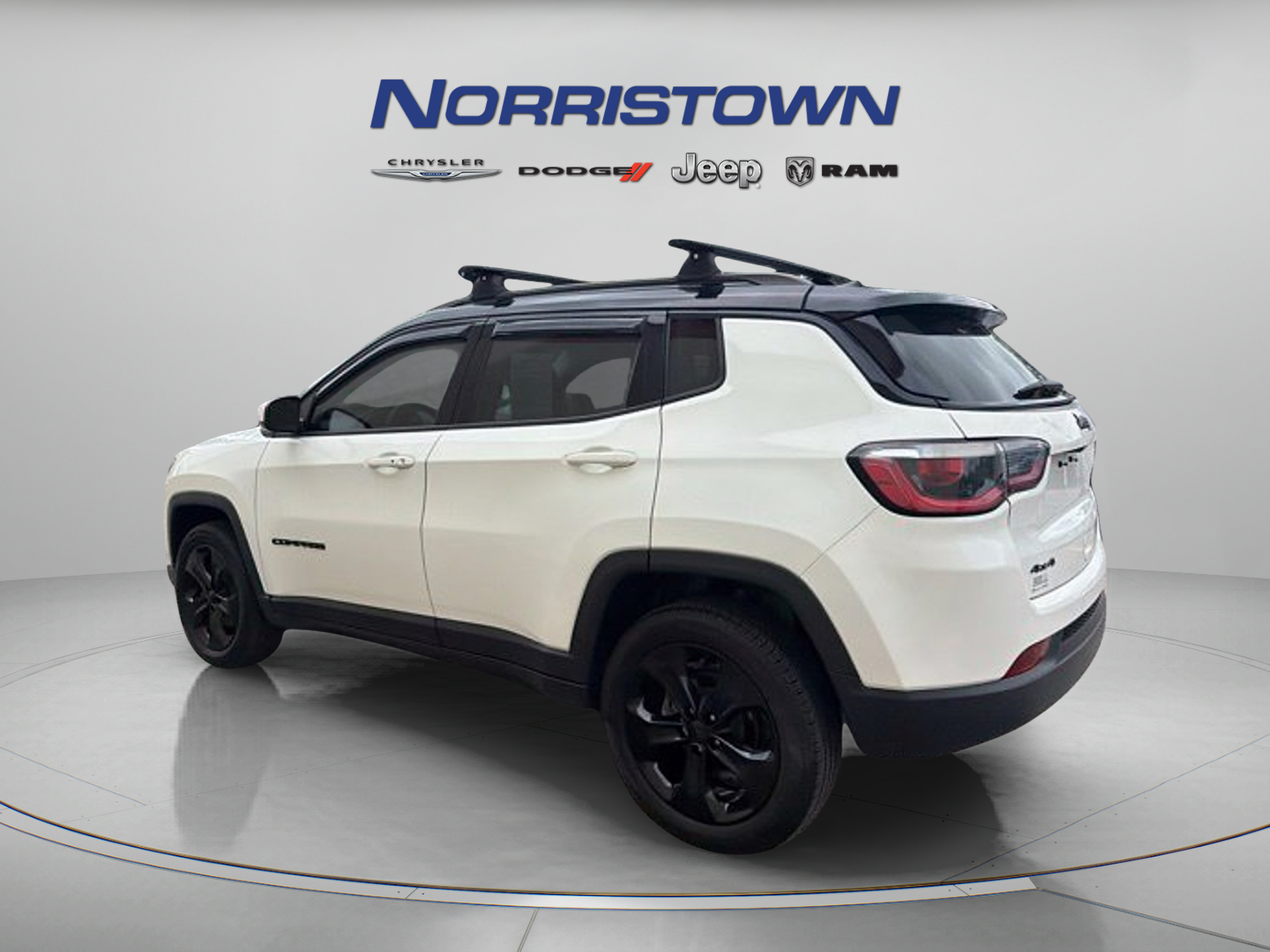 Used 2019 Jeep Compass Latitude AWD/4WD image 5