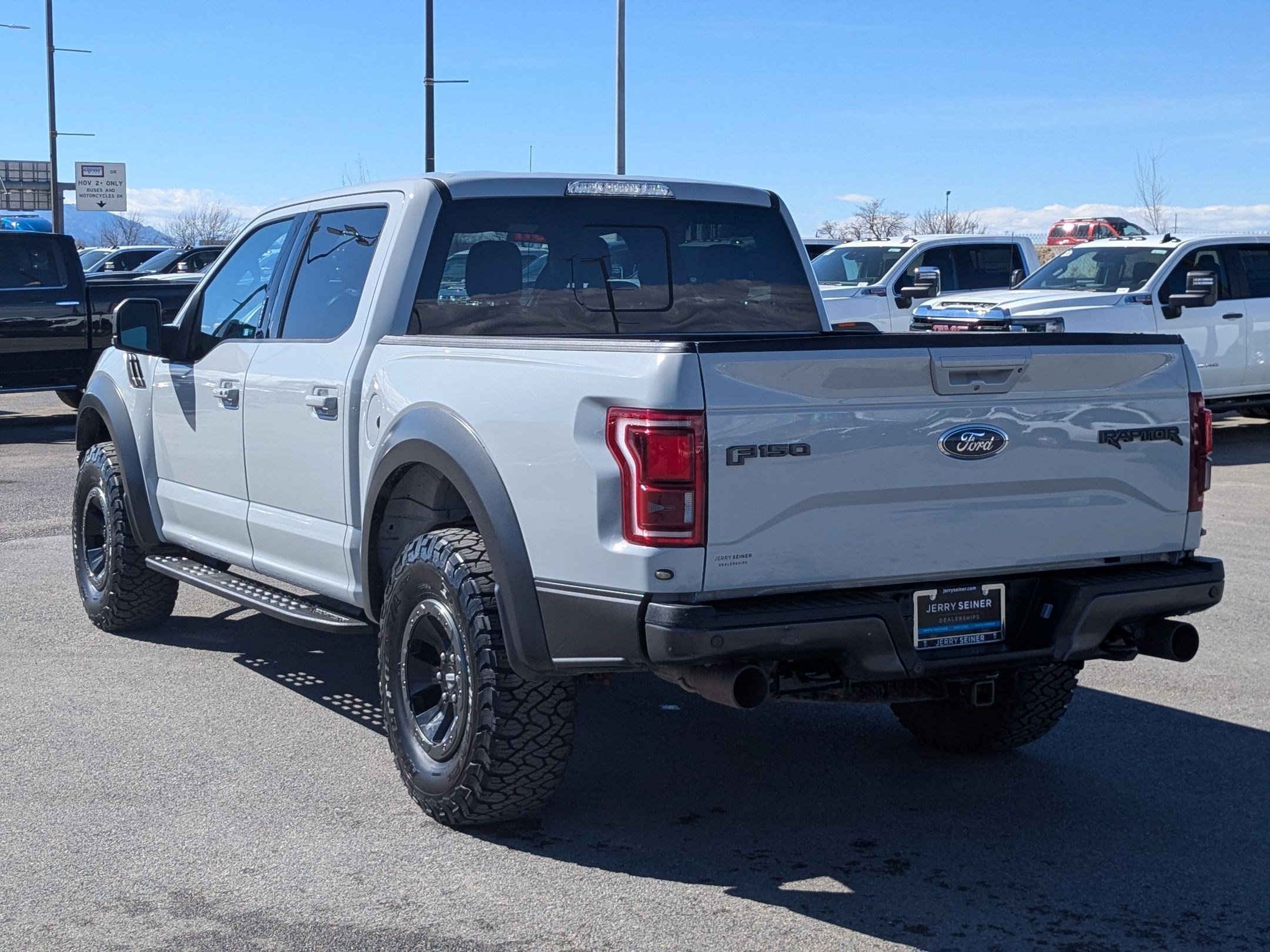 Used 2017 Ford F150 Raptor w/ Equipment Group 802A Luxury image 3