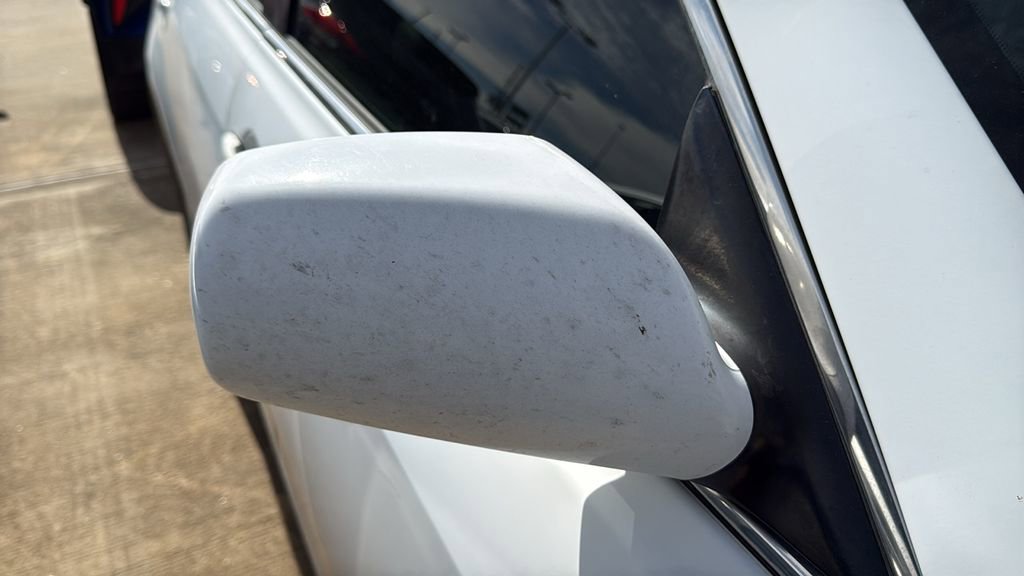 Used 2011 Toyota Camry LE w/ LE Extra-Value Pkg image 9