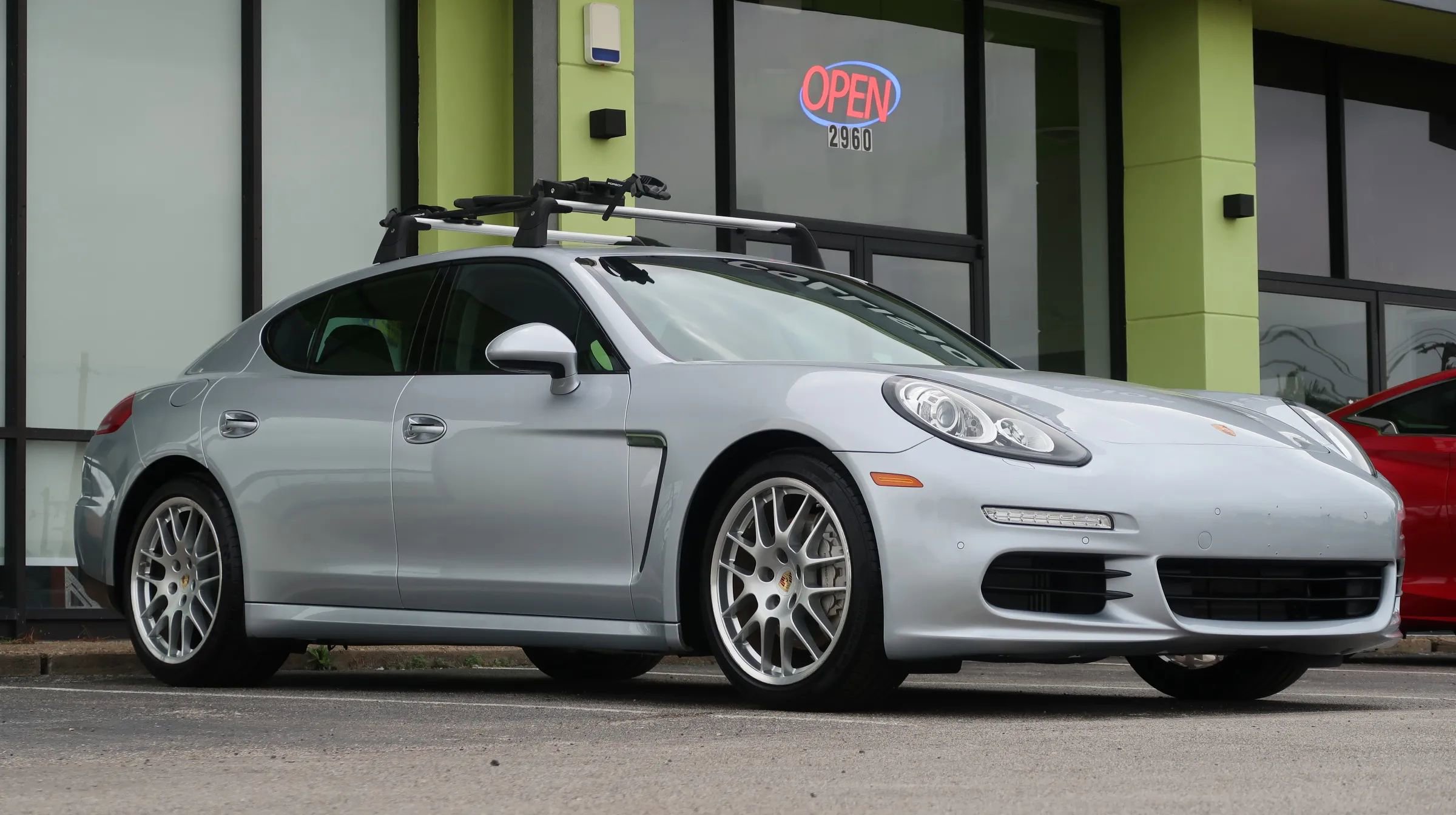 Used 2015 Porsche Panamera S image 6