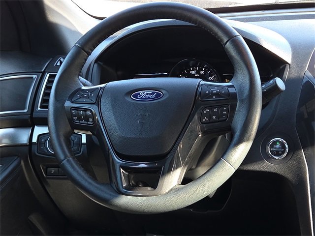 Used 2019 Ford Explorer XLT w/ Equipment Group 202A image 13