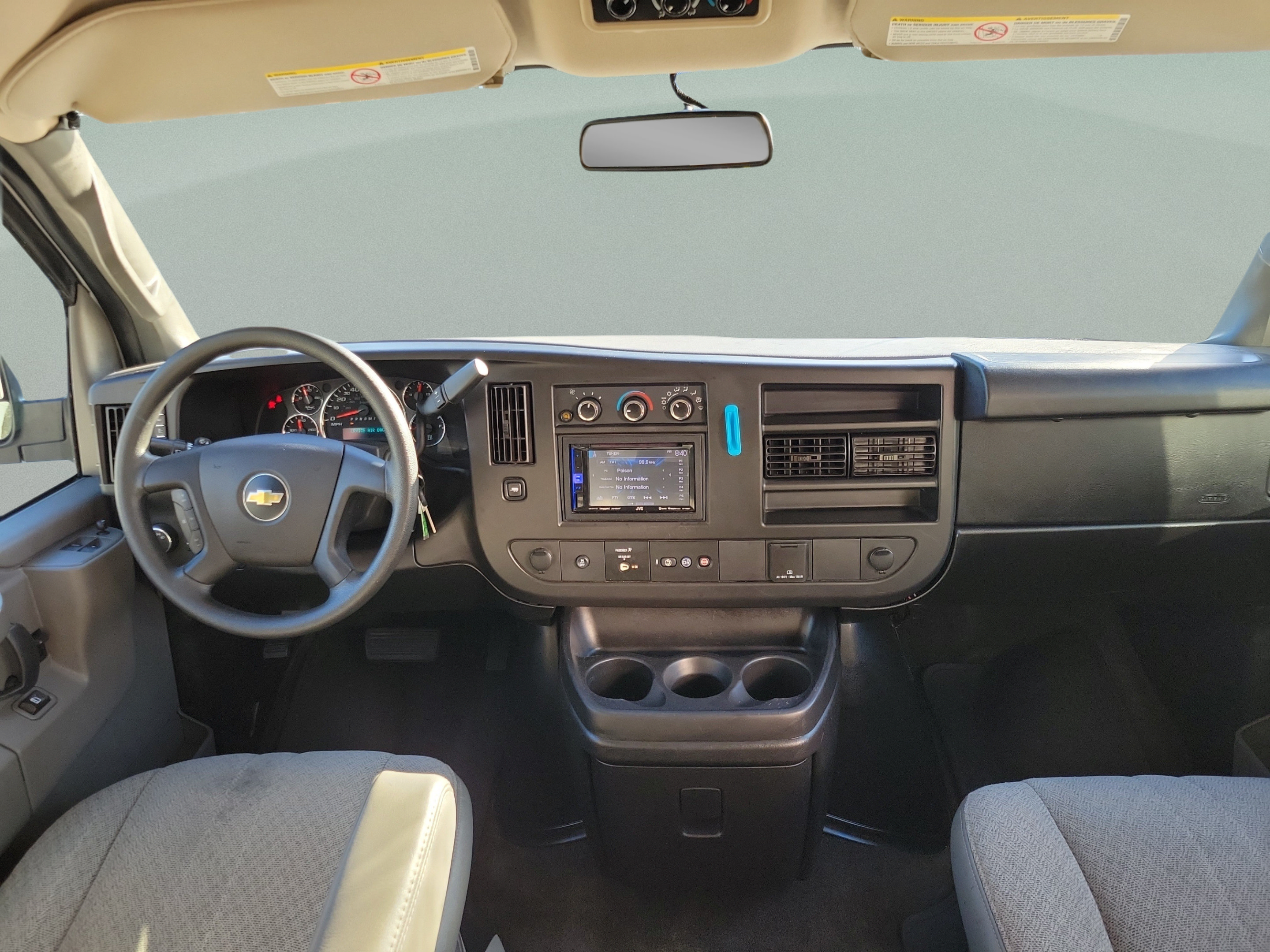 Used 2018 Chevrolet Express 3500 LT w/ LT Preferred Equipment Group RWD image 19