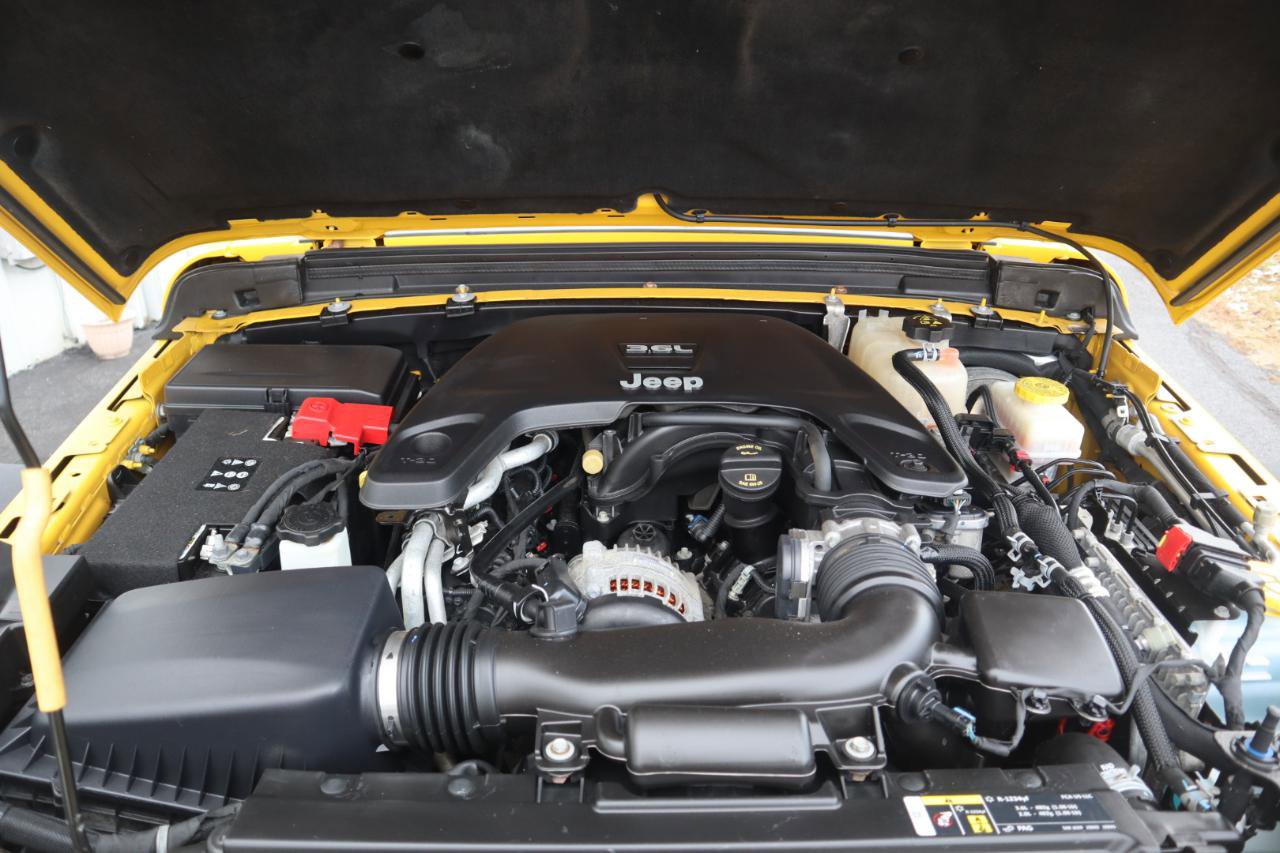 Used 2018 Jeep Wrangler Unlimited Sport S image 29