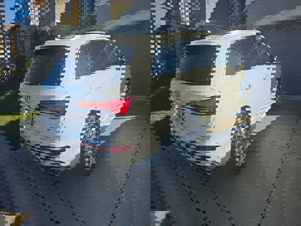 Used 2025 Audi Q7 Premium Plus w/ Premium Plus Package image 5