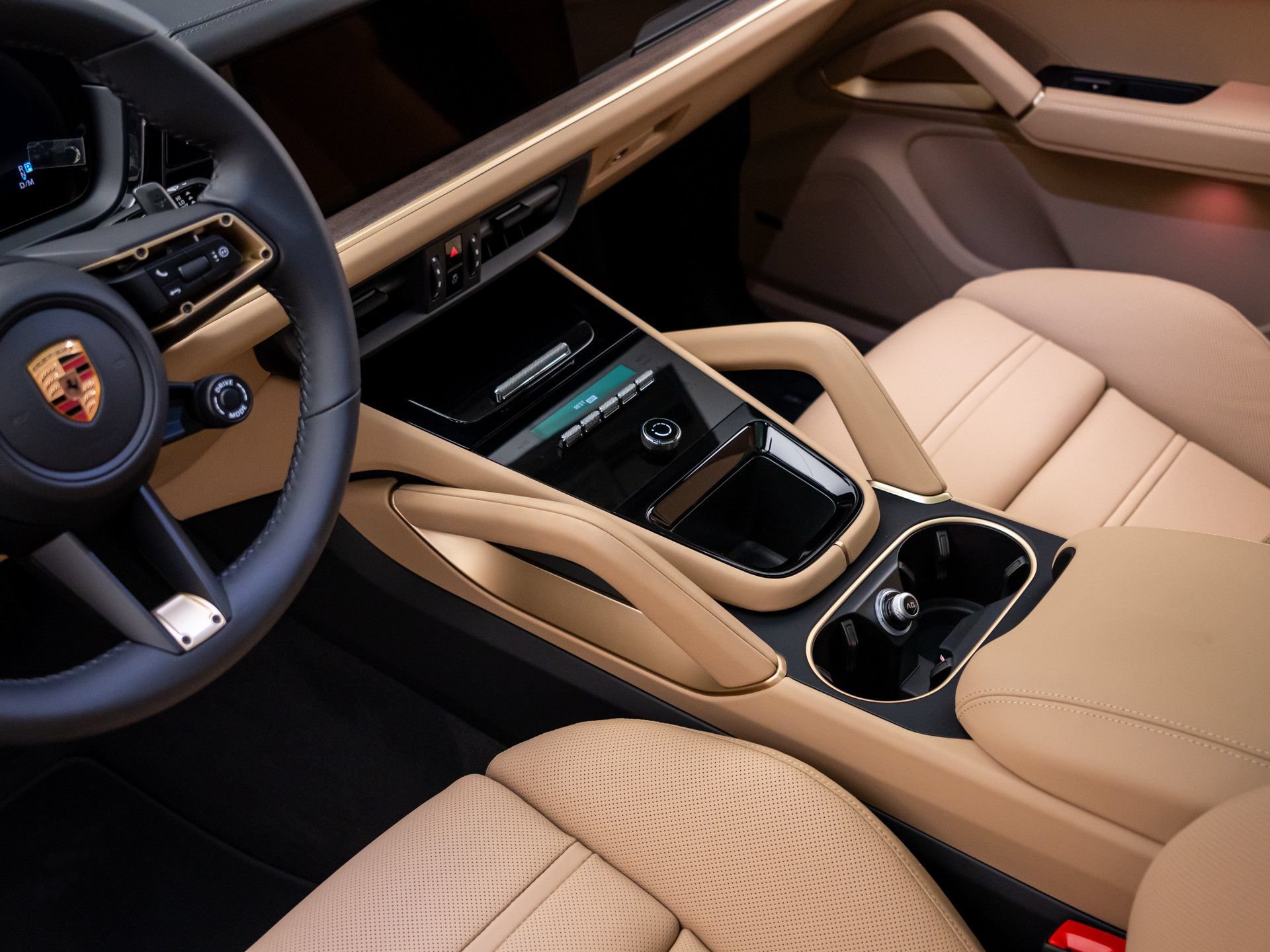 New 2026 Porsche Cayenne Coupe AWD/4WD image 13