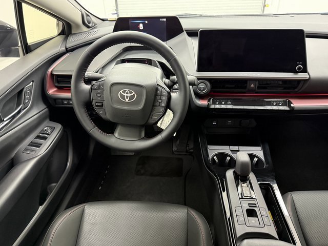 Used 2025 Toyota Prius Plug-In Hybrid w/ Limited Premium Package image 32