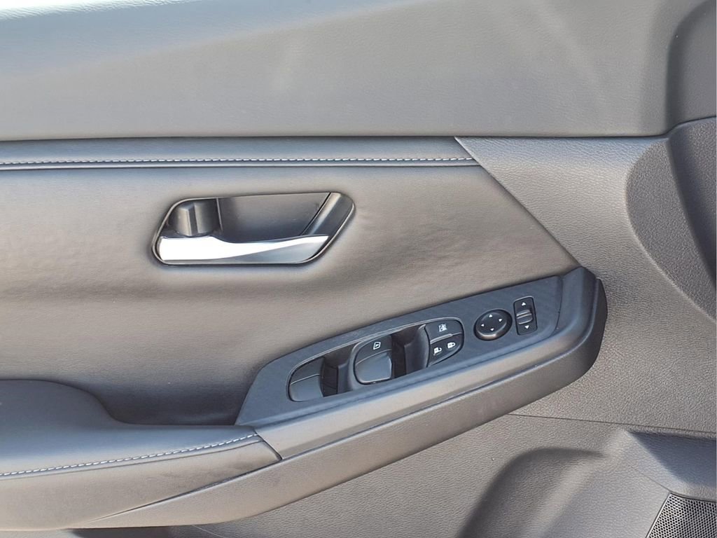 Used 2023 Nissan Sentra SV w/ All-Weather Package image 14