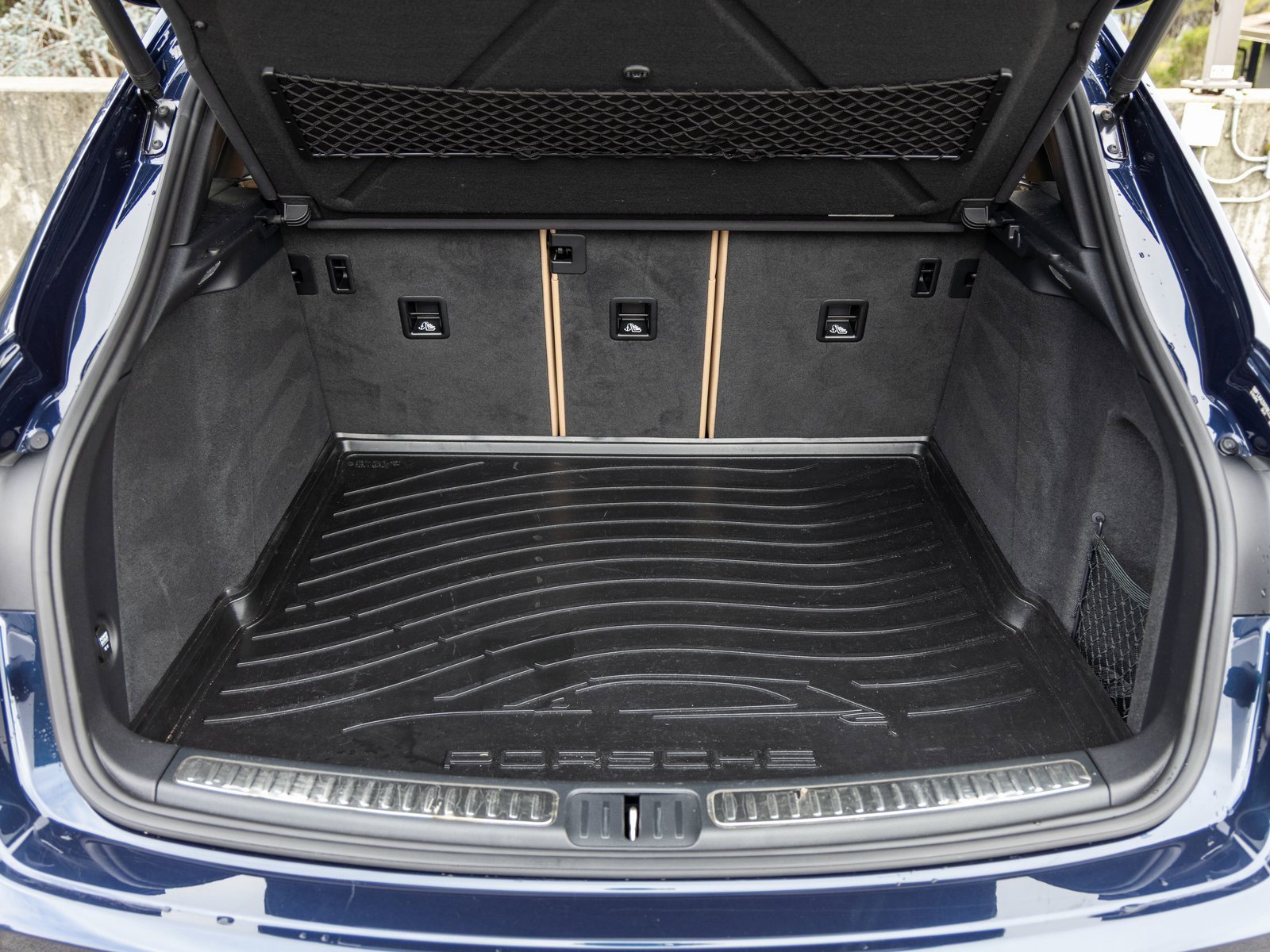 Used 2020 Porsche Macan image 43