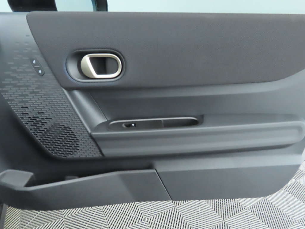 Used 2026 MINI Cooper 2-Door Hardtop FWD image 28