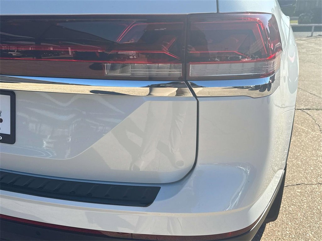 New 2026 Volkswagen Atlas SE image 9