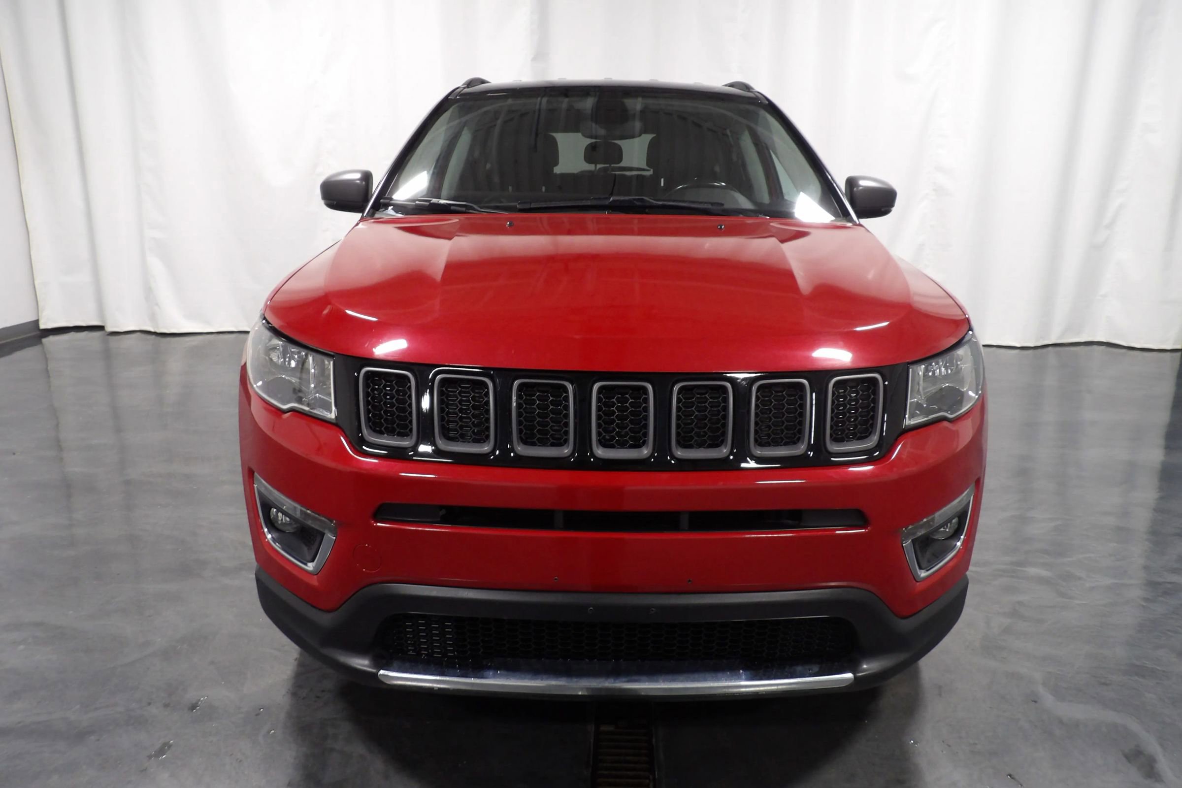 Used 2020 Jeep Compass Trailhawk image 3
