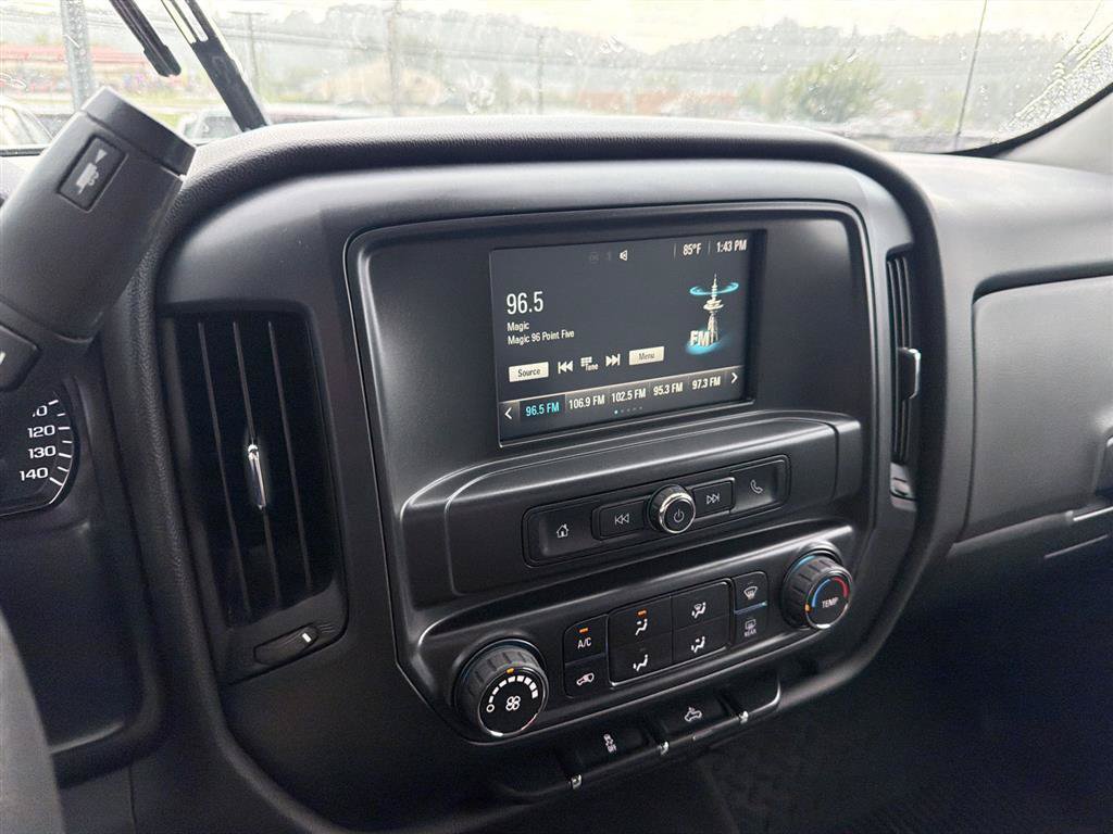 Used 2016 Chevrolet Silverado 1500 Custom w/ Custom Convenience Package RWD image 10