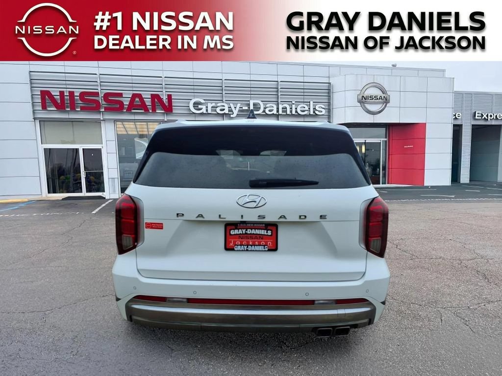 Used 2024 Hyundai Palisade Calligraphy FWD image 6