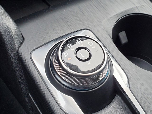 Used 2022 Ford Escape Titanium image 23