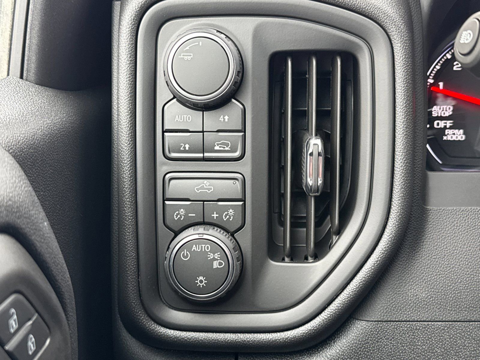 New 2026 Chevrolet Silverado 1500 W/T w/ WT Value Package image 28