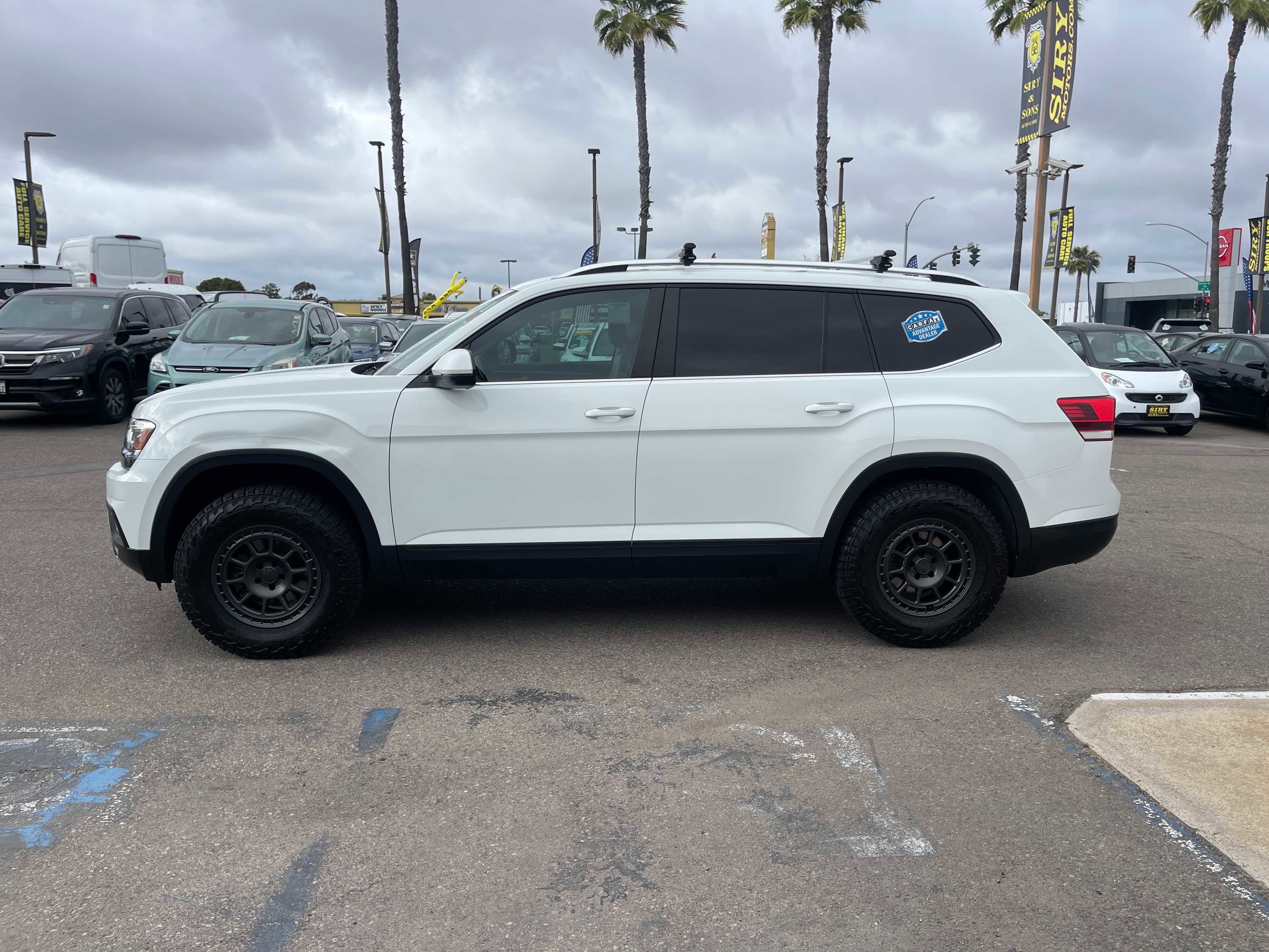 Used 2019 Volkswagen Atlas SE w/ Towing Package FWD image 6