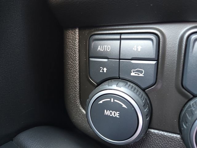 Used 2021 Chevrolet Tahoe LT image 24