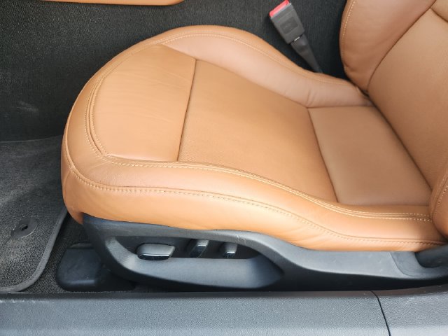 Used 2014 Chevrolet Corvette Stingray Convertible w/ 3LT Preferred Equipment Group RWD image 28