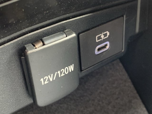 Used 2025 Toyota Corolla SE FWD image 29