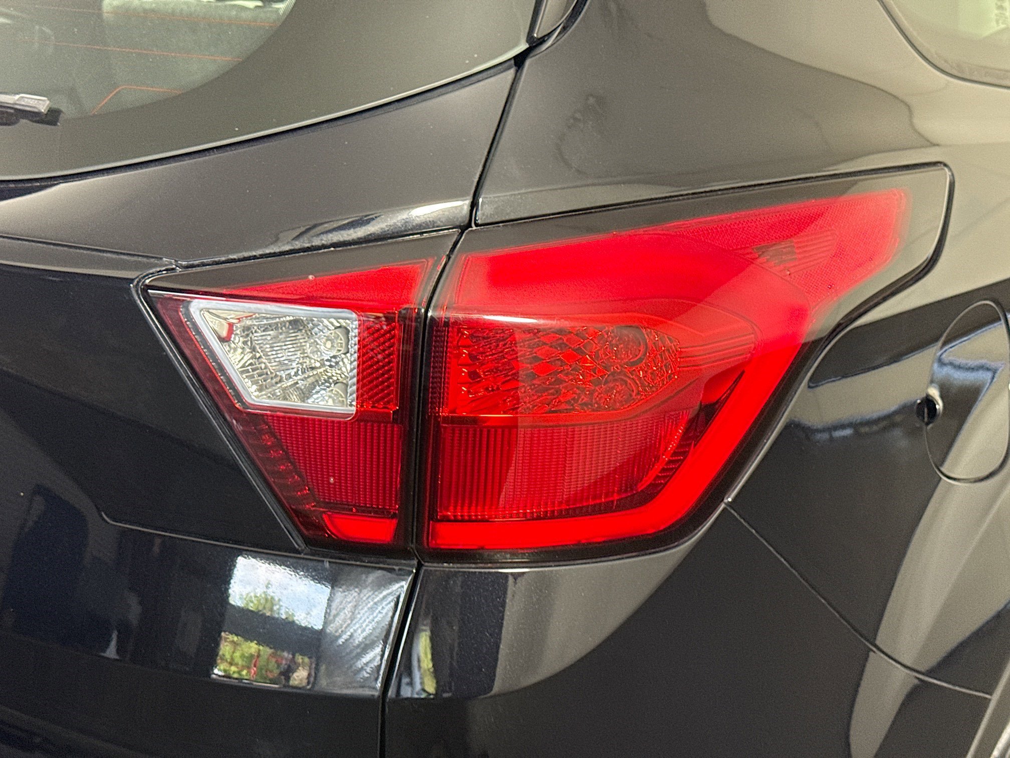 Used 2019 Ford Escape S FWD image 33