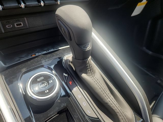 New 2026 Chevrolet Colorado Trail Boss w/ Midnight Edition AWD/4WD image 10
