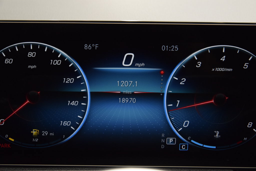 Used 2023 Mercedes-Benz GLB 250 image 26