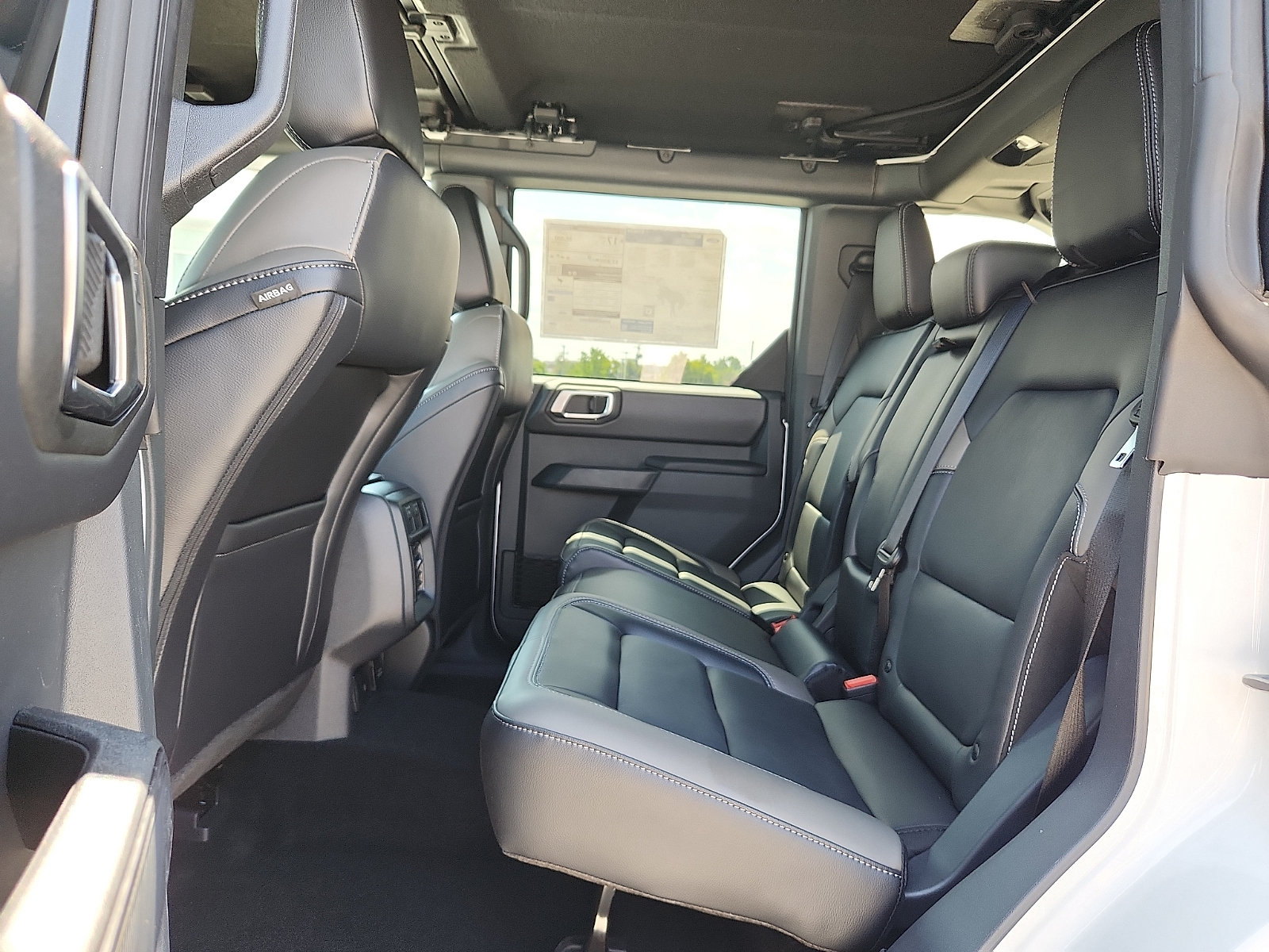 New 2026 Ford Bronco Outer Banks w/ Sasquatch Package AWD/4WD image 6