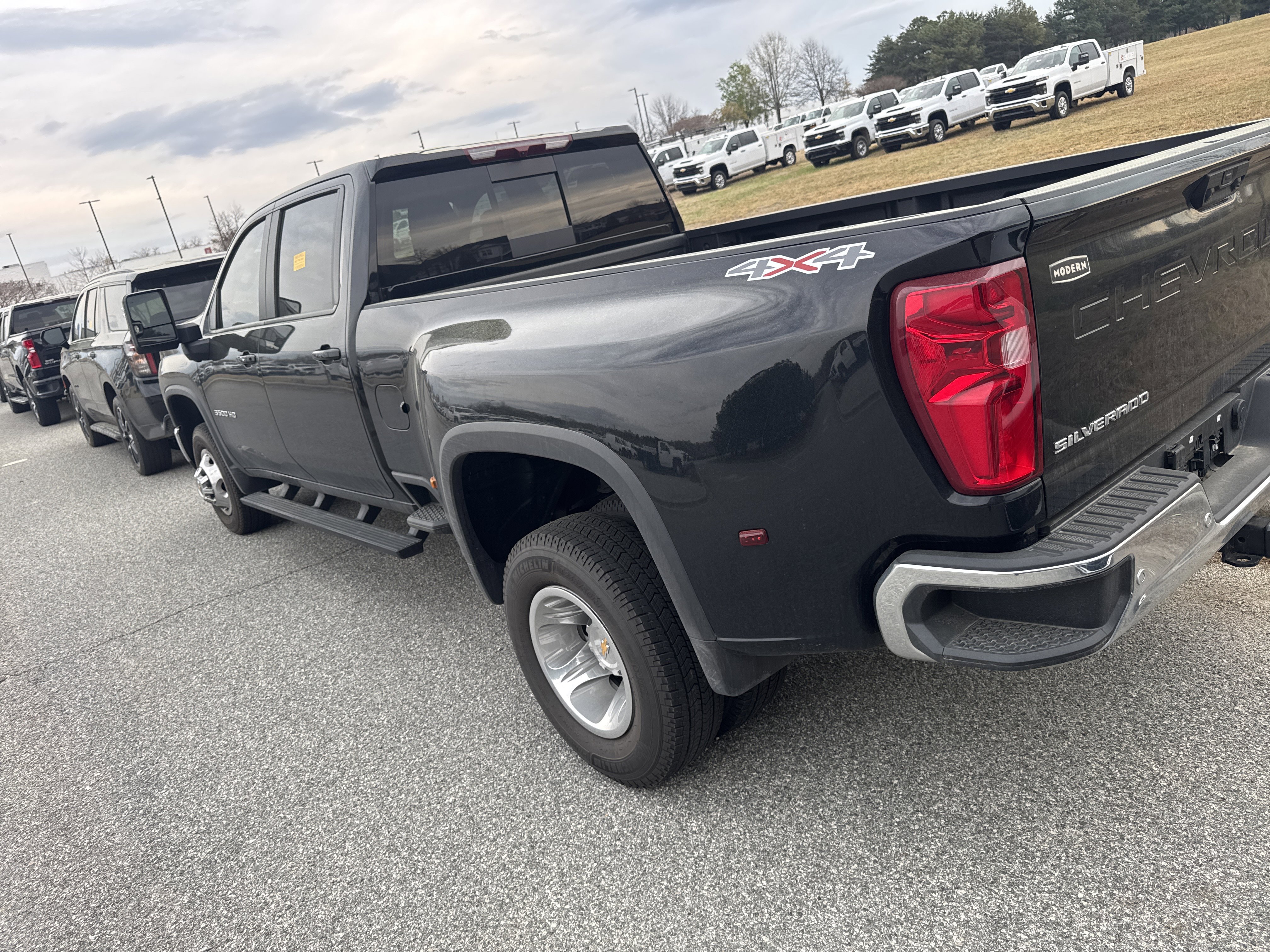 Certified 2026 Chevrolet Silverado 3500 LT w/ Safety Package image 8