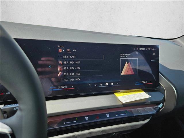 Certified 2025 BMW X3 xDrive30i w/ Premium Package image 13