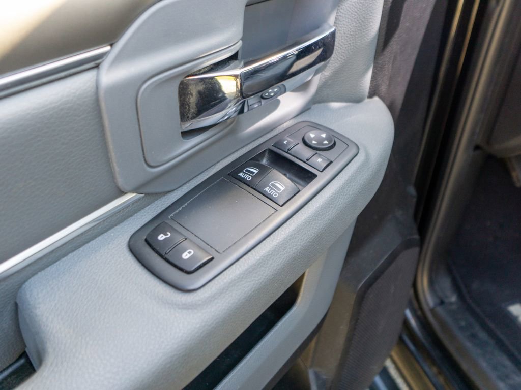 Used 2018 RAM 1500 Express w/ Black Ram 1500 Express Group image 14