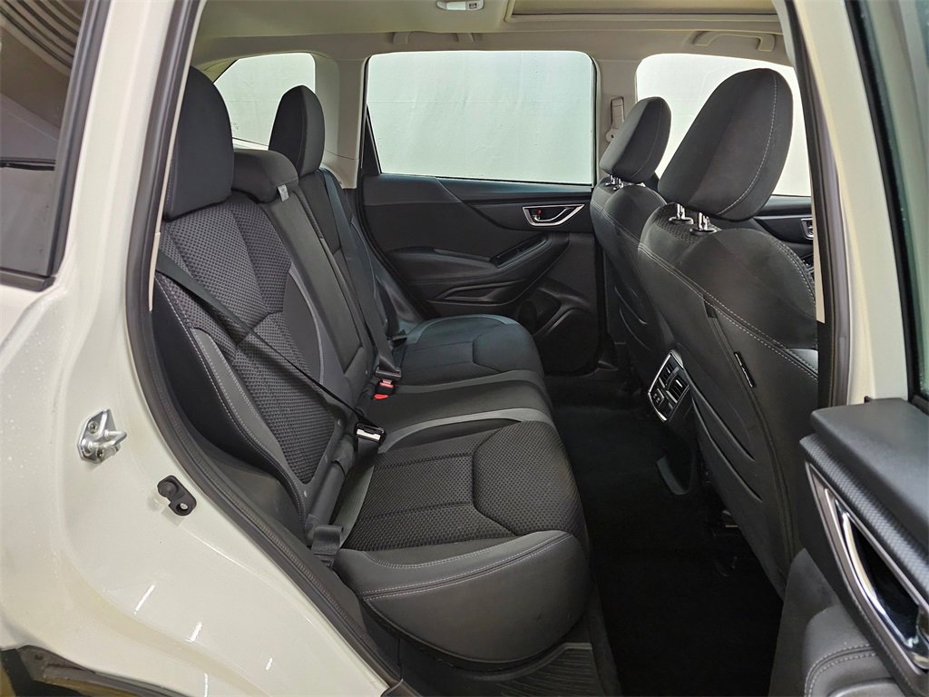 Used 2023 Subaru Forester Premium image 12