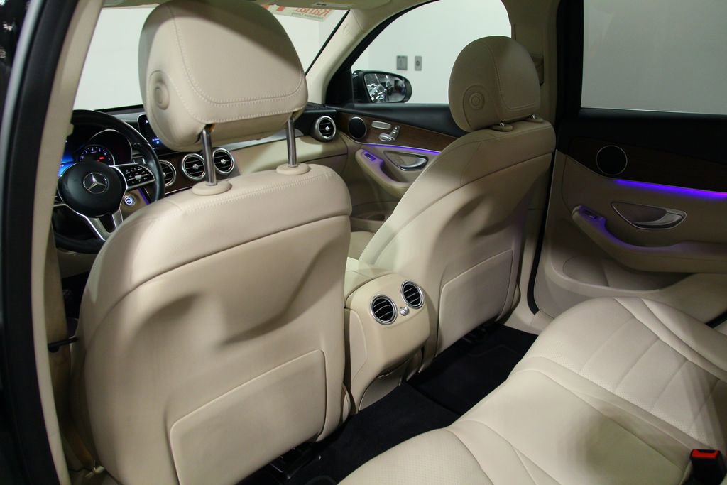 Used 2020 Mercedes-Benz GLC 300 4MATIC image 25