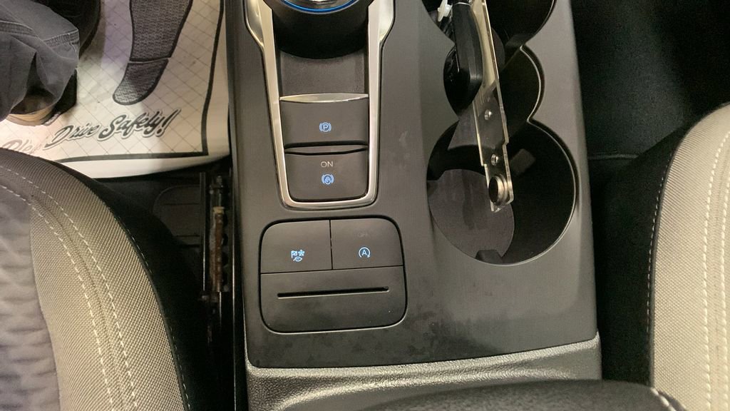 Certified 2022 Ford Escape SE w/ Convenience Package image 40